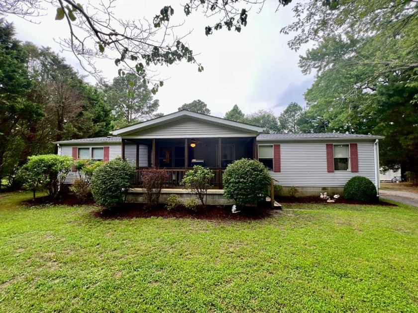 Welcome to 21340 Circle Drive, a waterfront gem on the outskirts - Beach Home for sale in Onancock, Virginia on Beachhouse.com