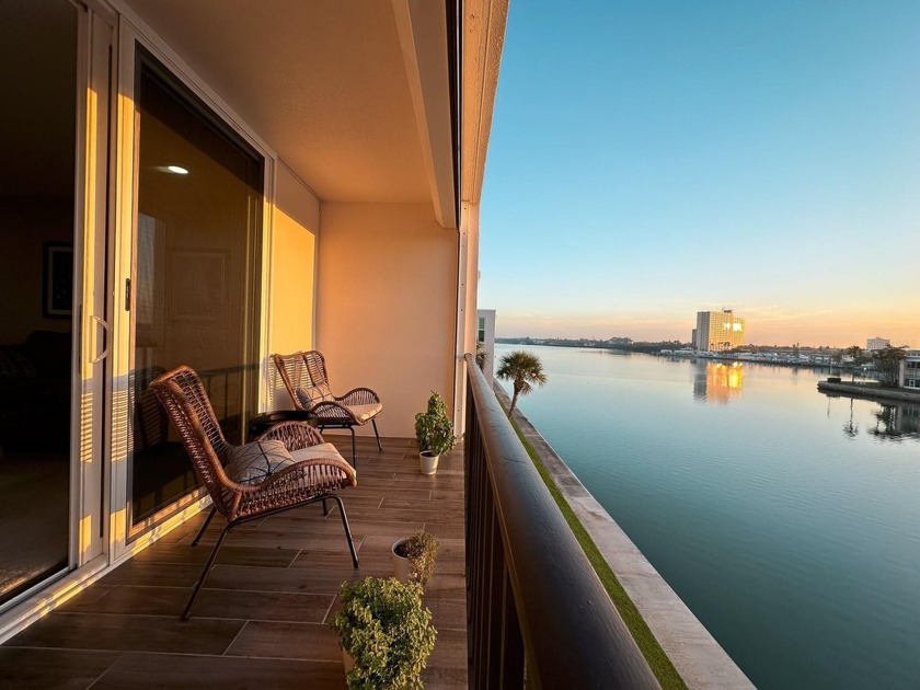 Under contract-accepting backup offers. Welcome to Heritage in - Beach Condo for sale in South Pasadena, Florida on Beachhouse.com