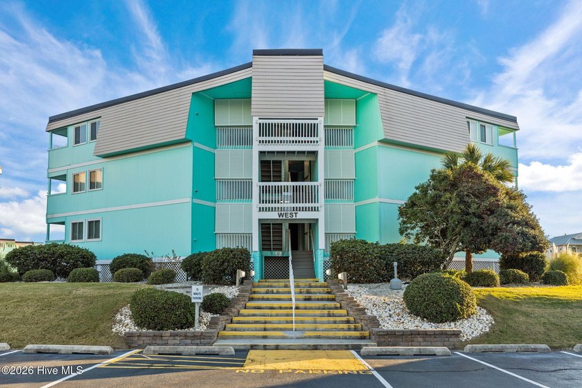 All play and no work with this clean, relaxing and delightfully - Beach Condo for sale in Atlantic Beach, North Carolina on Beachhouse.com