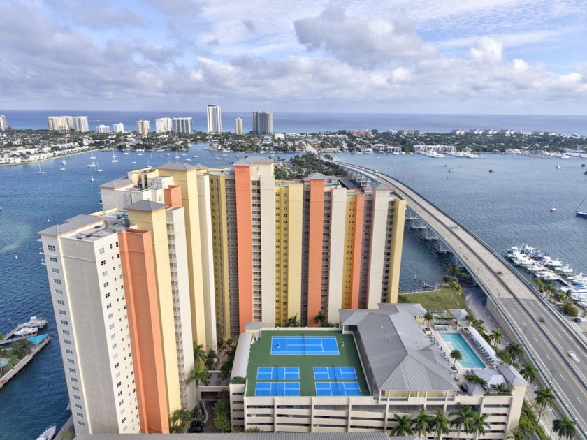 Sensationally Stylish and Spacious Condo with Stunning - Beach Condo for sale in Riviera Beach, Florida on Beachhouse.com