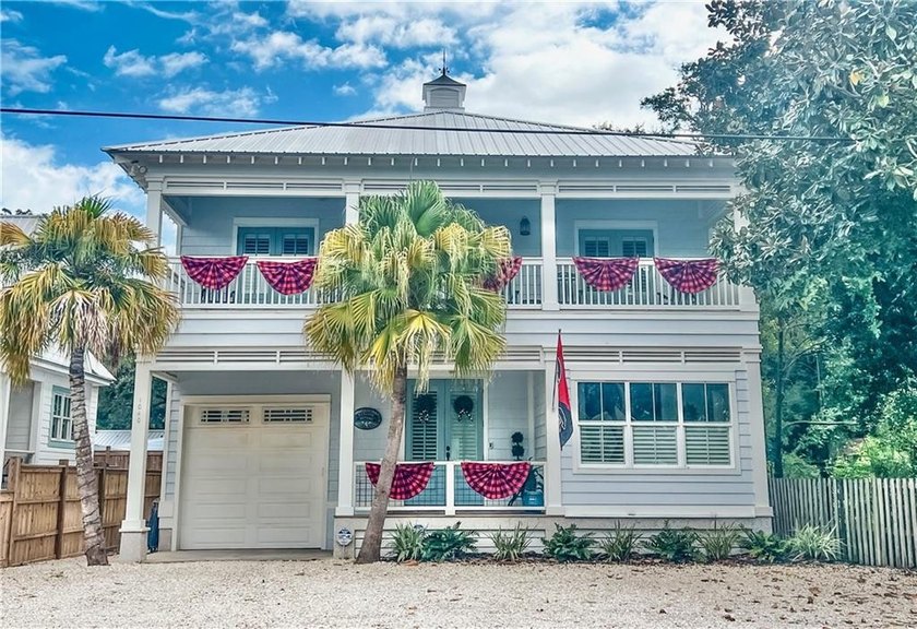 Welcome to Your St. Simons Island RetreatBuilt in 2018 and - Beach Home for sale in Saint Simons, Georgia on Beachhouse.com