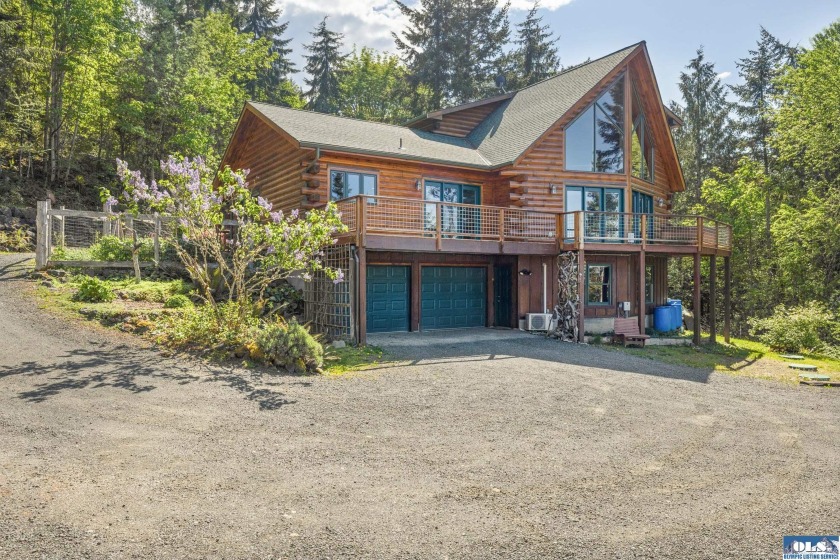 Close enough to town to bike, hike & enjoy everything on the - Beach Home for sale in Port Angeles, Washington on Beachhouse.com