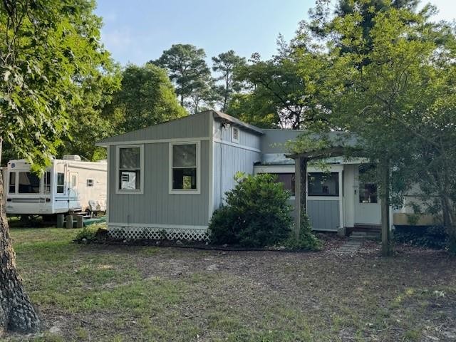 Two lots on quiet street in Trails End.  One lot has a late - Beach Home for sale in Horntown, Virginia on Beachhouse.com