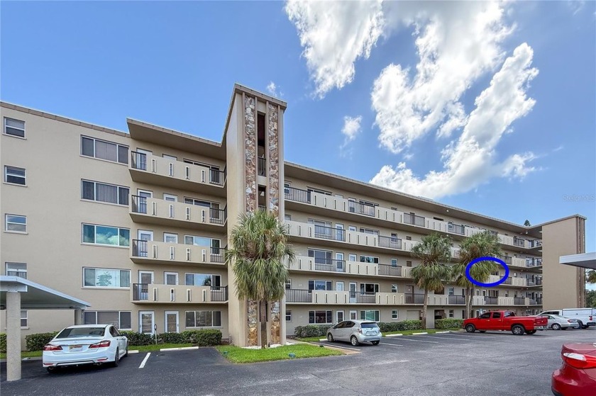 Welcome to this 2-bedroom 1-bathroom unit in the Ironwood Golf - Beach Condo for sale in Bradenton, Florida on Beachhouse.com