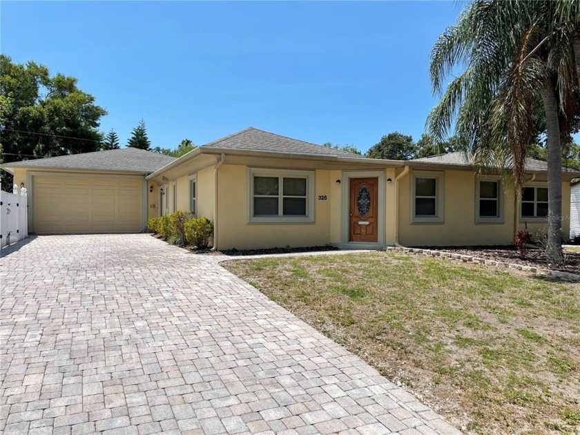 EXCELLENT OPPORTUNITY TO OWN A DUPLEX LOCATED IN BELLEAIR - Beach Home for sale in Belleair Beach, Florida on Beachhouse.com
