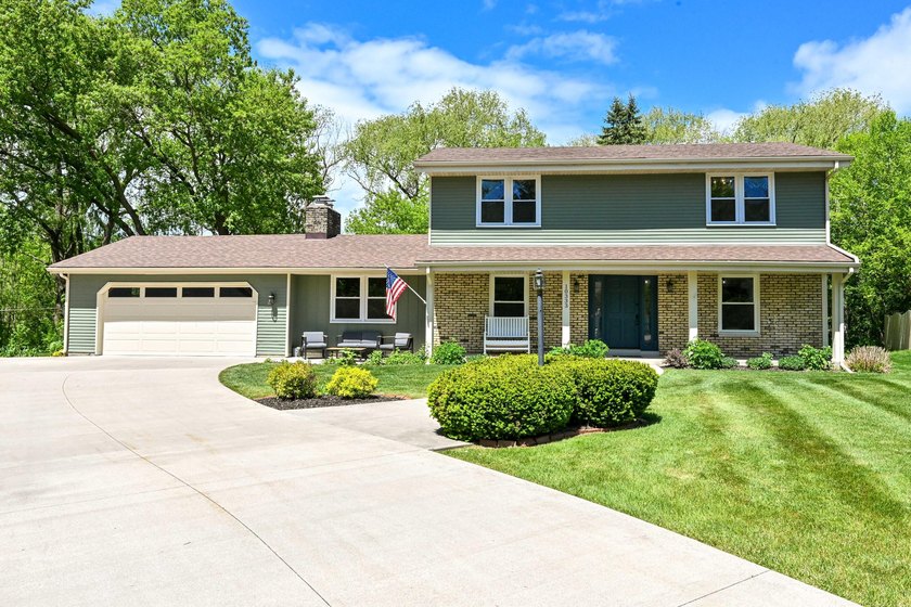 Perched at the end of a fantastic cul-de-sac, this fully - Beach Home for sale in Mequon, Wisconsin on Beachhouse.com