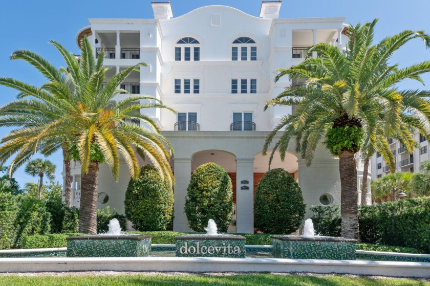 Exceptional opportunity to own an oceanfront condo in beautiful - Beach Condo for sale in Palm Beach Shores, Florida on Beachhouse.com