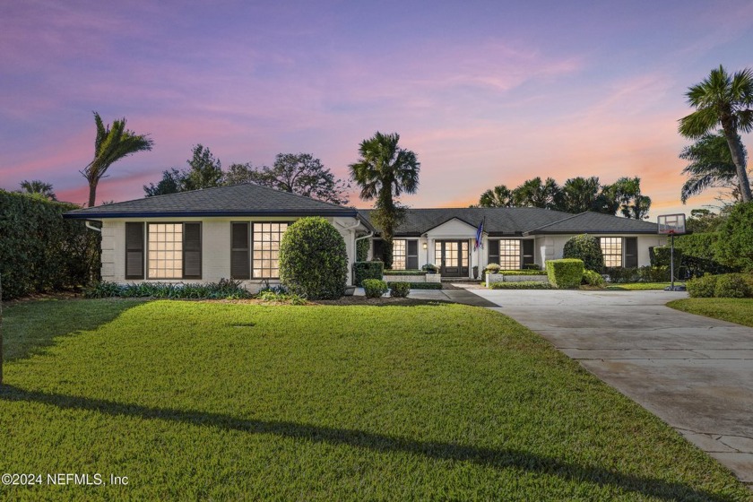 Walk to the Ponte Vedra Inn & Club from this exquisite custom - Beach Home for sale in Ponte Vedra Beach, Florida on Beachhouse.com