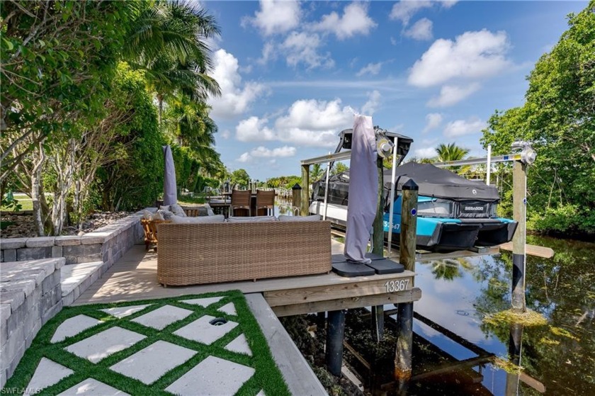 Lot 16 - Welcome to your slice of canal front paradise with - Beach Lot for sale in Naples, Florida on Beachhouse.com