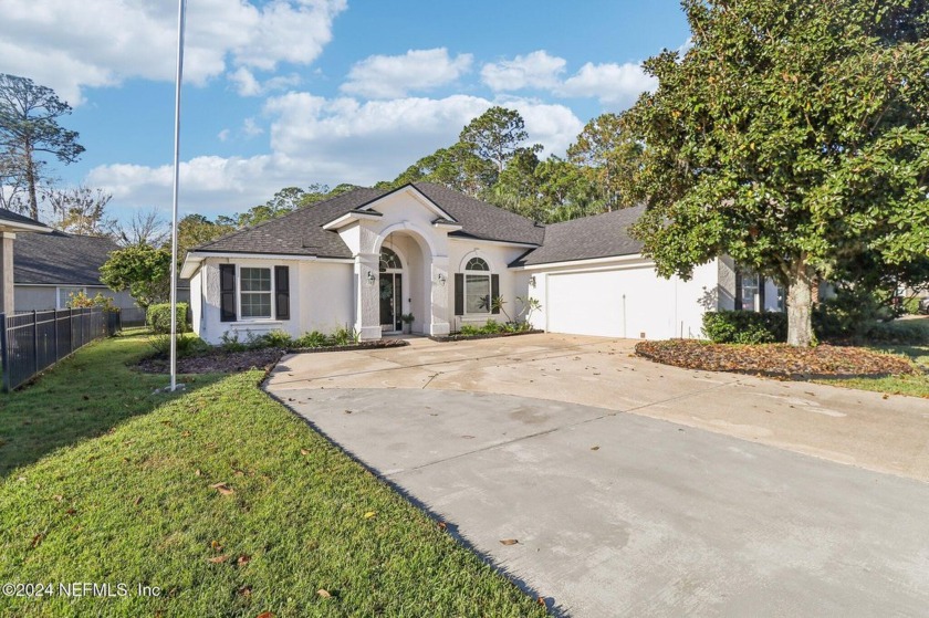 OPEN HOUSE SUNDAY  12/29/2024  11-2  Well maintained 4 bedroom 3 - Beach Home for sale in Fleming Island, Florida on Beachhouse.com