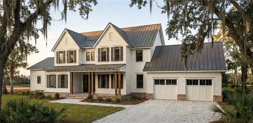 Thoughtfully designed for both comfort and entertaining, this - Beach Home for sale in Saint Simons, Georgia on Beachhouse.com