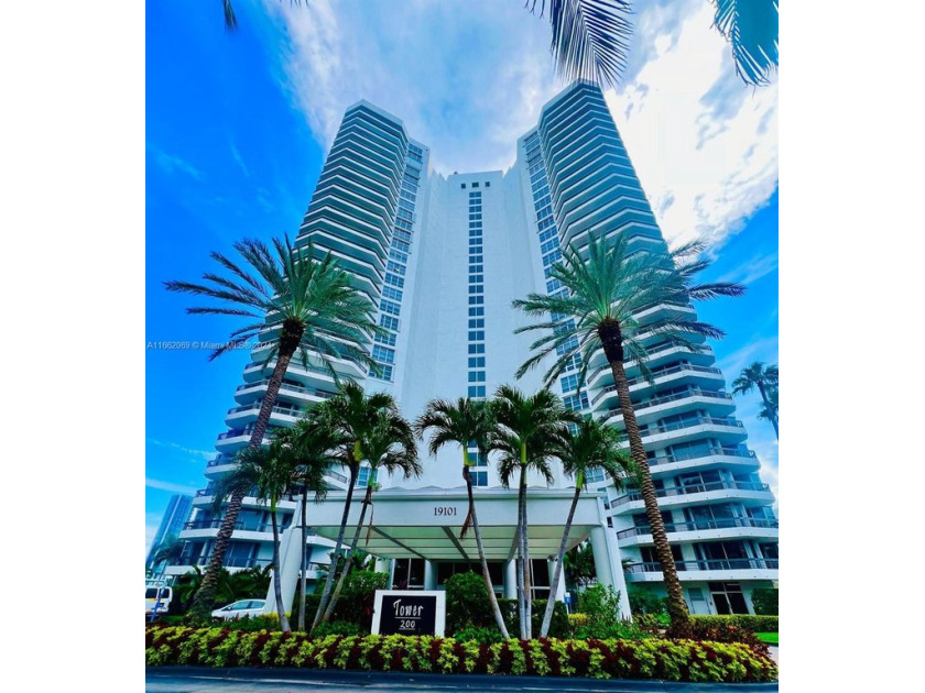 This 2-bed, 2.5-bath unit is the perfect canvas for those - Beach Condo for sale in Aventura, Florida on Beachhouse.com