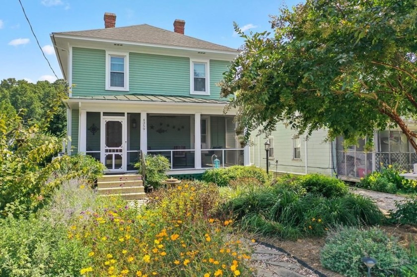 COASTAL LIVING 1 BLOCK FROM THE WATER! Come discover our unique - Beach Home for sale in Exmore, Virginia on Beachhouse.com