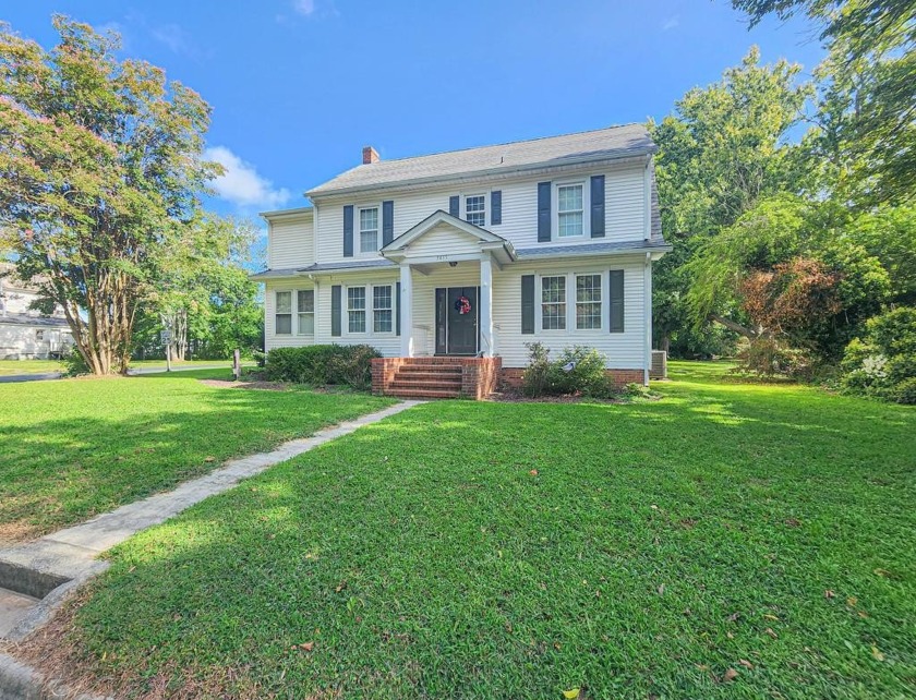 Stunning Colonial 3 bedroom 2 Bath  located just minutes to - Beach Home for sale in Exmore, Virginia on Beachhouse.com