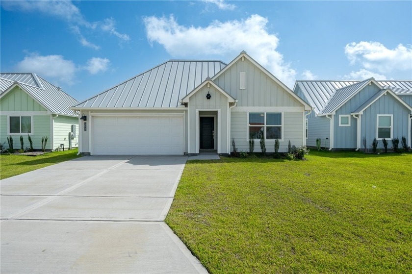 Coastal charm meets modern comfort in The Islands of Rockport! - Beach Home for sale in Rockport, Texas on Beachhouse.com