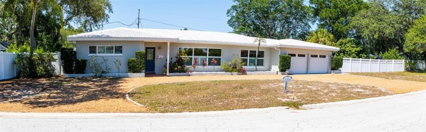 Imagine Owning Over 1/3 of An acre in St.Petersburg! Don't Miss - Beach Home for sale in St. Petersburg, Florida on Beachhouse.com