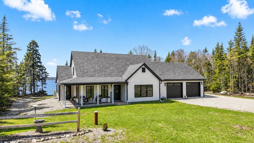 Welcome to Makers Reach, a stunning year-round coastal retreat - Beach Home for sale in Jonesport, Maine on Beachhouse.com