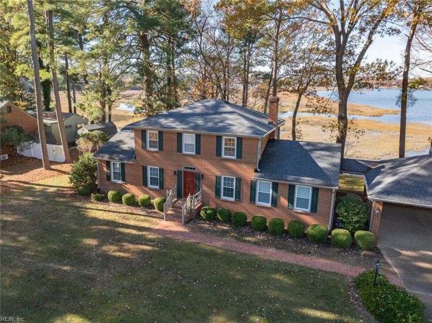 Welcome to this beautiful waterfront home on the Pagan River - Beach Home for sale in Smithfield, Virginia on Beachhouse.com