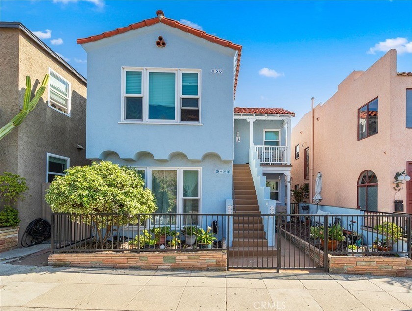 This charming Spanish duplex offers exceptional flexibility for - Beach Townhome/Townhouse for sale in Long Beach, California on Beachhouse.com