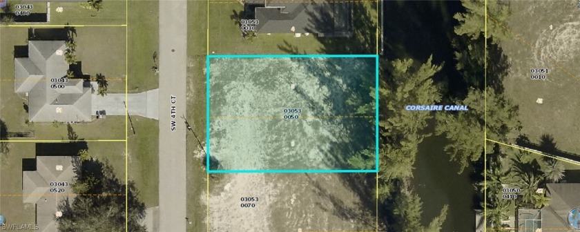 Beautiful WATERFRONT lot located in a quiet area of Cape Coral - Beach Lot for sale in Cape Coral, Florida on Beachhouse.com