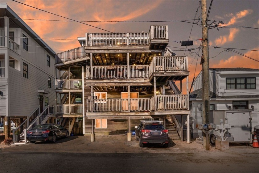 This top-floor beachside condo offers stunning ocean and marsh - Beach Condo for sale in Salisbury, Massachusetts on Beachhouse.com