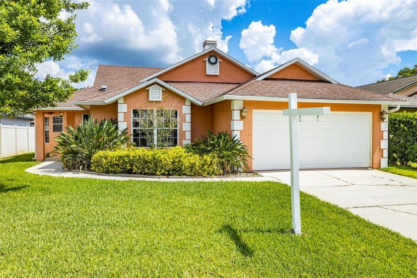 Beautifully updated throughout, spacious, and very convenient - Beach Home for sale in Clearwater, Florida on Beachhouse.com
