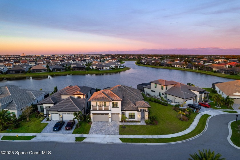 A new standard in Viera living! This home outshines new builds - Beach Home for sale in Melbourne, Florida on Beachhouse.com