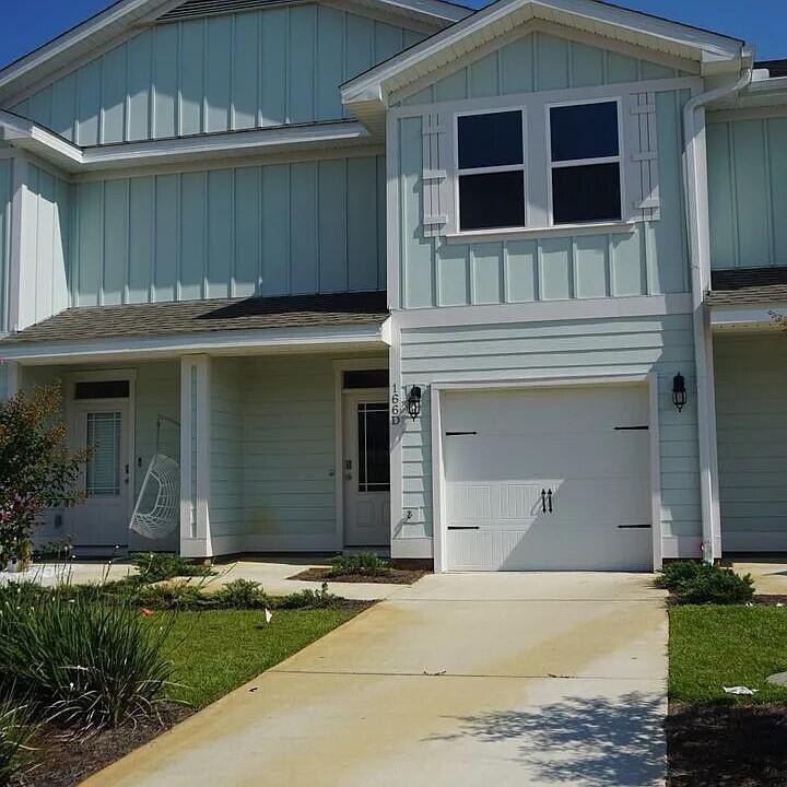 This 2 story townhouse backs onto the beautiful green space. The - Beach Home for sale in Santa Rosa Beach, Florida on Beachhouse.com