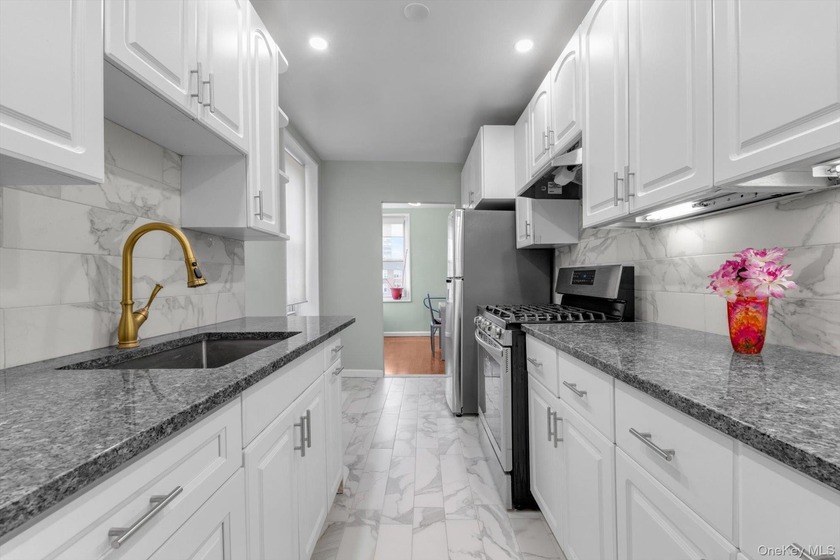 Elevator-CO-OP! Welcome to Newer Renovated Bright Natural Light - Beach Home for sale in Bayside, New York on Beachhouse.com