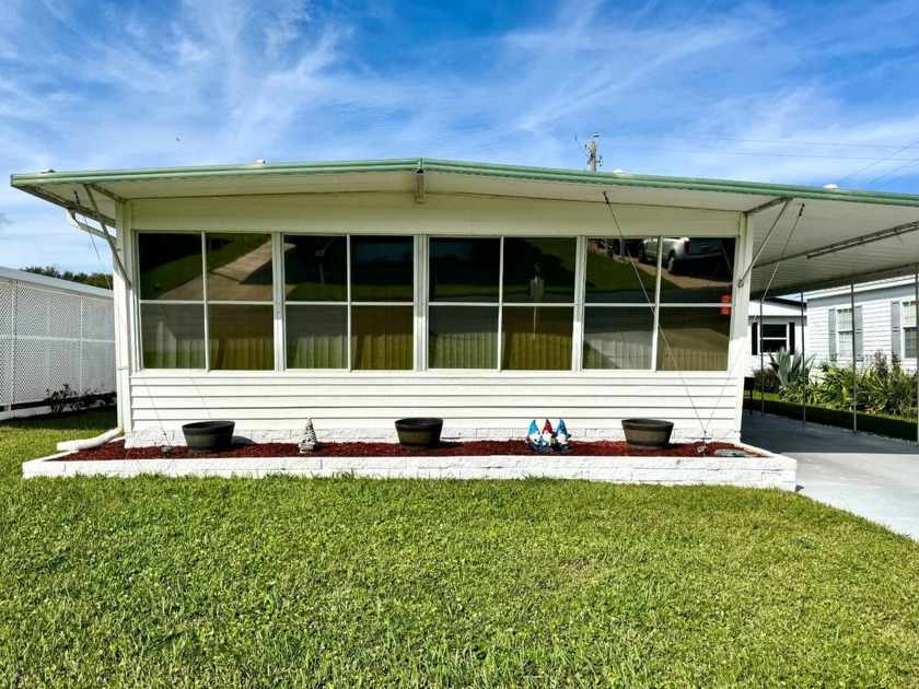 2 BEDROOM 2 BATH, FURNISHED, UPDATED WINDOWS, // This community - Beach Home for sale in Daytona Beach, Florida on Beachhouse.com