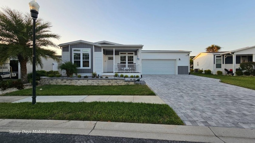 PRICE REDUCED!! MOTIVATED SELLER! This is a must see home! And - Beach Home for sale in Ruskin, Florida on Beachhouse.com