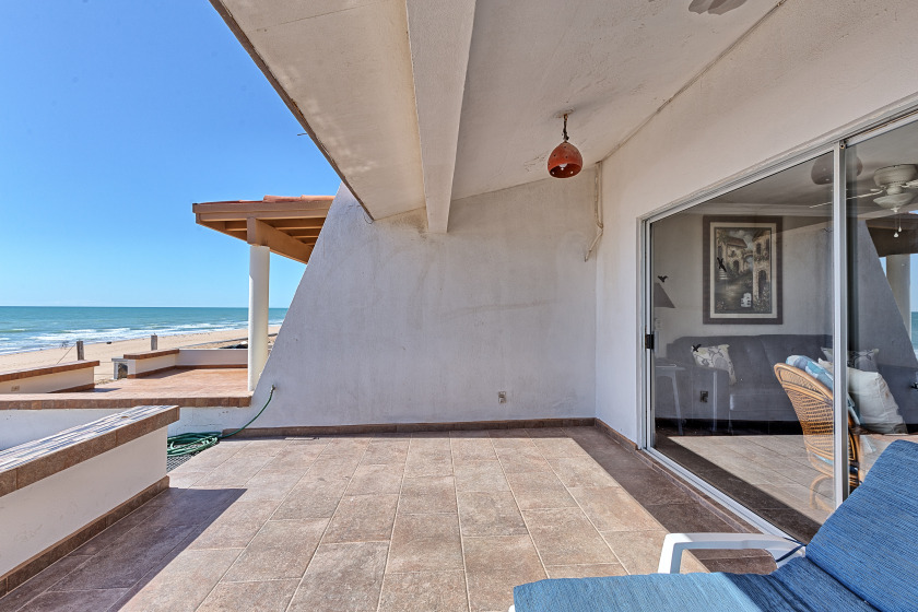 603 - Great two bedroom, two bath beachfront town - Beach Vacation Rentals in Puerto Penasco Centro, Sonora, Mexico on Beachhouse.com