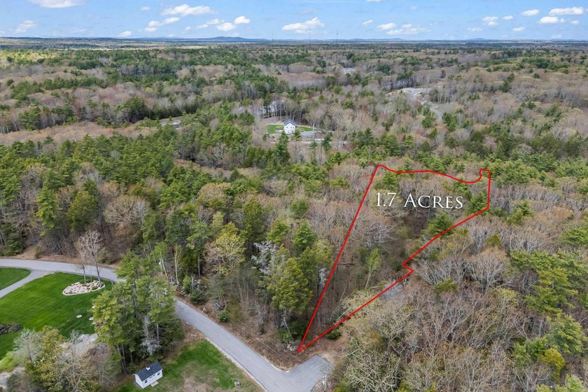 Design and build your perfect home on this conveniently located - Beach Lot for sale in Ogunquit, Maine on Beachhouse.com