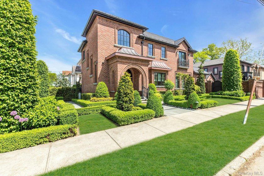 Welcome to 16204 12th Road - where sophistication meets - Beach Home for sale in Whitestone, New York on Beachhouse.com