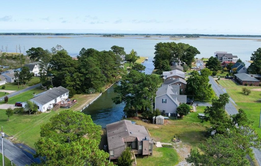 TERRIFIC BAY VIEW from this lovely TWO BEDROOM - TWO BATH home - Beach Home for sale in Chincoteague Island, Virginia on Beachhouse.com