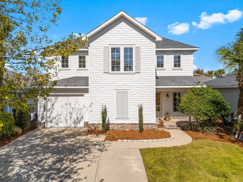 BEAUTIFULLY REMODELED home located just (5) minutes to the beach - Beach Home for sale in Santa Rosa Beach, Florida on Beachhouse.com