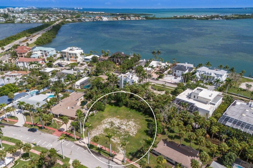 Prime Vacant Lot in the Heart of St. Armands Circle - Rare - Beach Lot for sale in Sarasota, Florida on Beachhouse.com