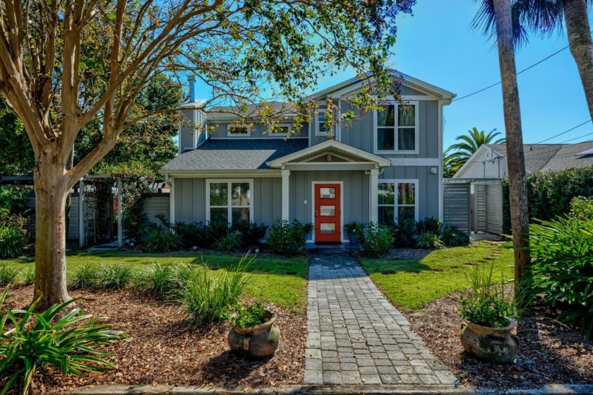 This stunning contemporary home offers an open-concept design - Beach Home for sale in Panama City Beach, Florida on Beachhouse.com