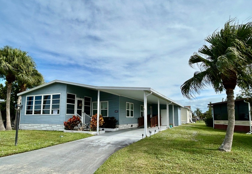 EXCEPTIONALLY MAINTAINED & MOVE-IN READY!    This beautifully - Beach Home for sale in Melbourne, Florida on Beachhouse.com