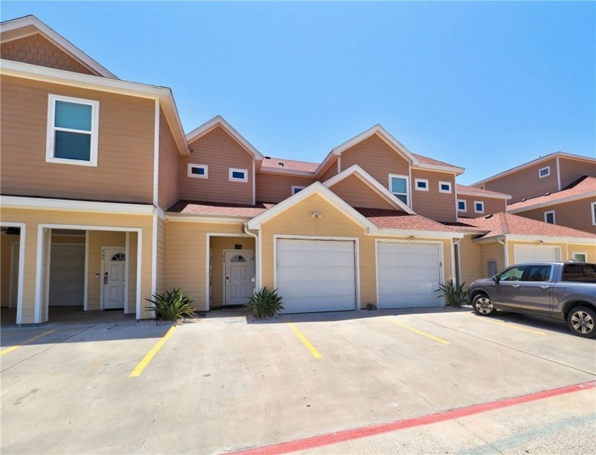 Ideally located in the heart of town with easy access to - Beach Townhome/Townhouse for sale in Port Aransas, Texas on Beachhouse.com