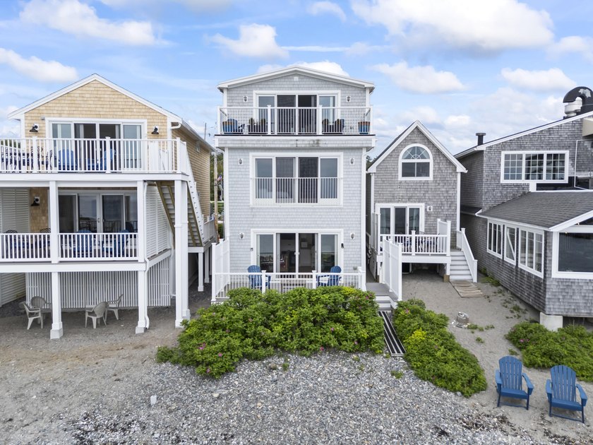 Exceptional portfolio opportunity in the heart of Perkins Cove - Beach Commercial for sale in Ogunquit, Maine on Beachhouse.com