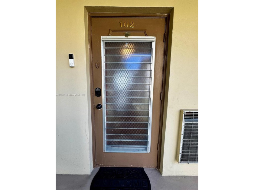 First-Floor Gem! Beautifully fully FURNISHED & renovated 2/2 - Beach Condo for sale in Margate, Florida on Beachhouse.com