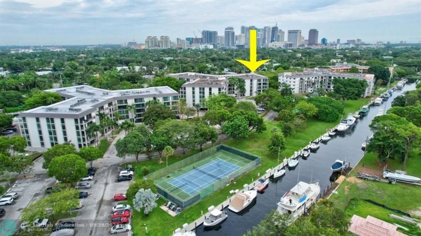 LARGEST CORNER FLOORPLAN IN RIVER REACH! Welcome to the Boater's - Beach Condo for sale in Fort Lauderdale, Florida on Beachhouse.com