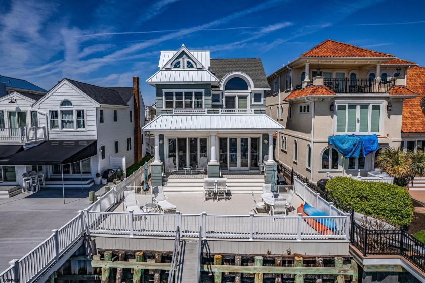 Experience bay living at it's finest. Welcome to 9 Lagoon road - Beach Home for sale in Ocean City, New Jersey on Beachhouse.com