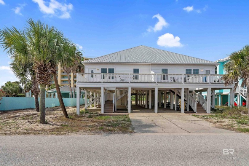 This 3 bedroom 2 bathroom duplex unit is a hidden gem located in - Beach Home for sale in Gulf Shores, Alabama on Beachhouse.com