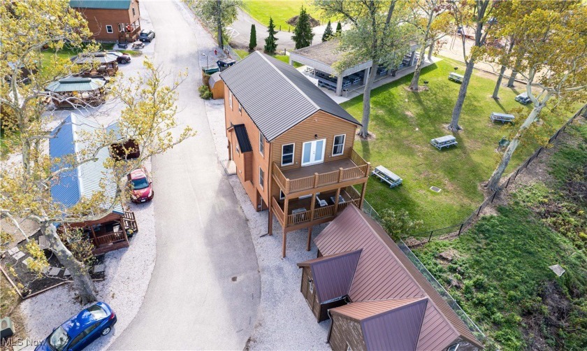 Lakeview Luxury - Cabins on the Lake Experience modern lake - Beach Condo for sale in Ashtabula, Ohio on Beachhouse.com