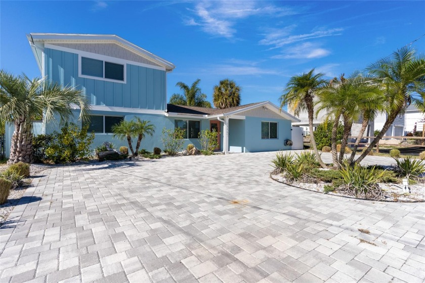 Under contract-accepting backup offers. Florida Living at its - Beach Home for sale in Hudson, Florida on Beachhouse.com