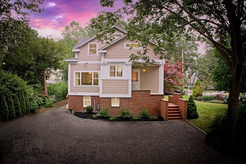 The smell of the ocean. The sound of a fog horn. Your toes in - Beach Home for sale in Cape Elizabeth, Maine on Beachhouse.com