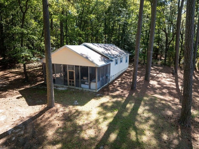 This charming 3-bedroom, 1-bath home is being sold fully - Beach Home for sale in Parksley, Virginia on Beachhouse.com