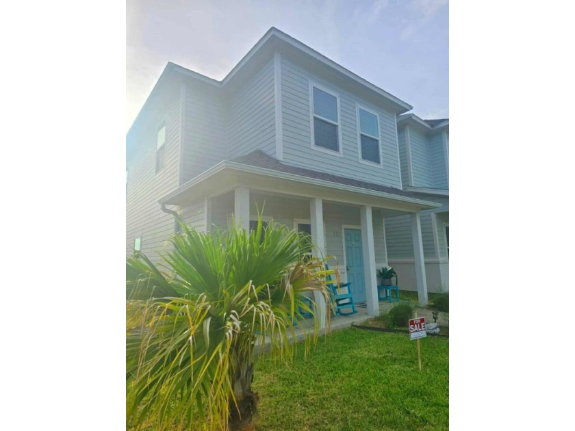 Two-story townhouse built in 2022 with 1,412 square feet of - Beach Home for sale in Rockport, Texas on Beachhouse.com